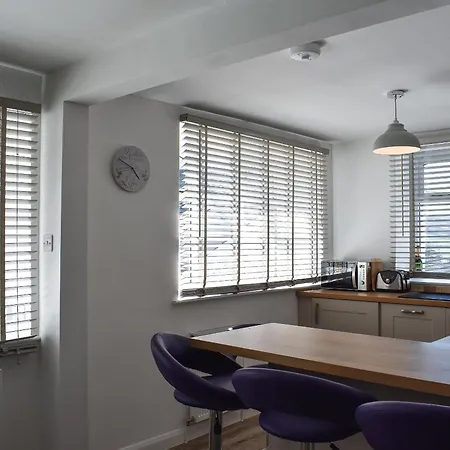 Old Chapel 度假居 利文斯