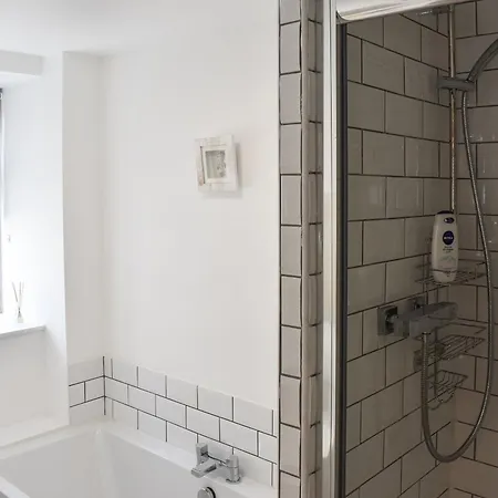 بيت للعطل Old Chapel